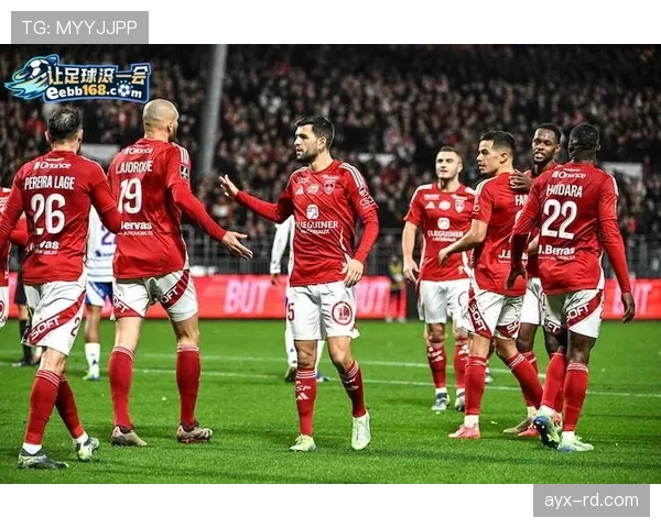 布雷斯特新赛季阵容全解析,战术布局与新星加盟表现值得关注 布雷斯特新赛季阵容全解析,战术布局与新星加盟表现值得关注