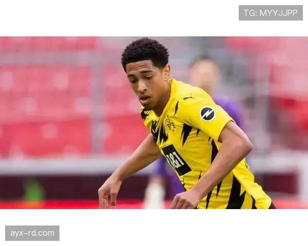 贝林厄姆前插风格对中场结构的影响分析 贝林厄姆前插风格对中场结构的影响分析